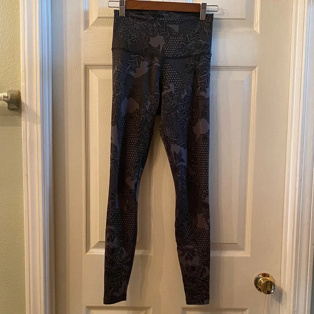 Nike Black Floral Dri-FIT Leggings